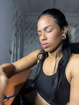 Snapshot of FlorSalvaje_ chatting on 1, 6, 2026 FlorSalvaje online show from 1, 6, 2026
