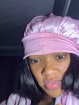 Snapshot of SweetBeauty4you chatting on 18, 6, 2026 SweetBeauty4you online show from 18, 6, 2026