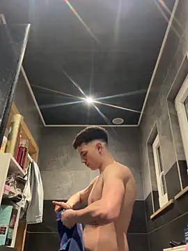 KillianLau26510 online show from 23, 3, 2026