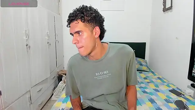 Jean And PaulXL online show from 4, 3, 2026