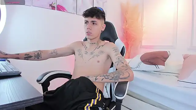 Tommy valverde online show from 20, 4, 2026