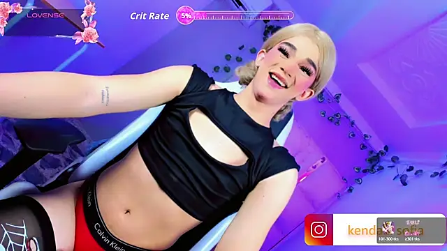 Snapshot of Sophiaa_doll_ chatting on 22, 7, 2026 Sophiaa doll online show from 22, 7, 2026