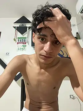 Snapshot of --hot-boy-- chatting on 31, 7, 2026 --hot-boy-- online show from 31, 7, 2026