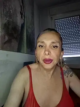 Snapshot of ssndratrans chatting on 9, 4, 2026 ssndratrans online show from 9, 4, 2026