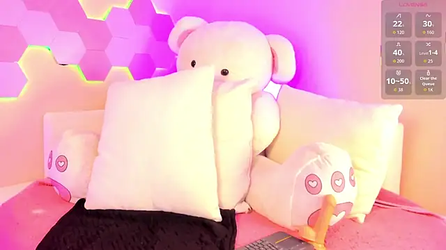 Candyskinny21 online show from 19, 3, 2026