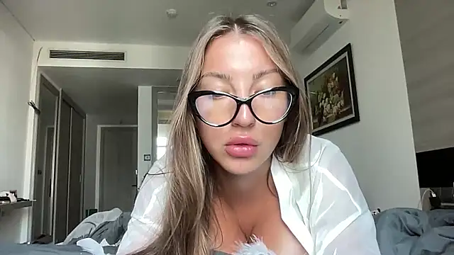 Snapshot of Kit_kata chatting on 24, 3, 2026 Kit kata online show from 24, 3, 2026
