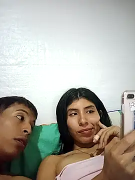 May and Noah online show from 2, 3, 2026