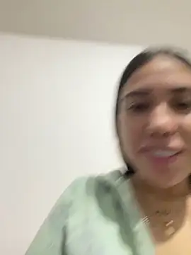Snapshot of Hanna_klover chatting on 1, 6, 2026 Hanna klover online show from 1, 6, 2026