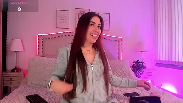 Snapshot of Hanna_klover chatting on 24, 6, 2026 Hanna klover online show from 24, 6, 2026