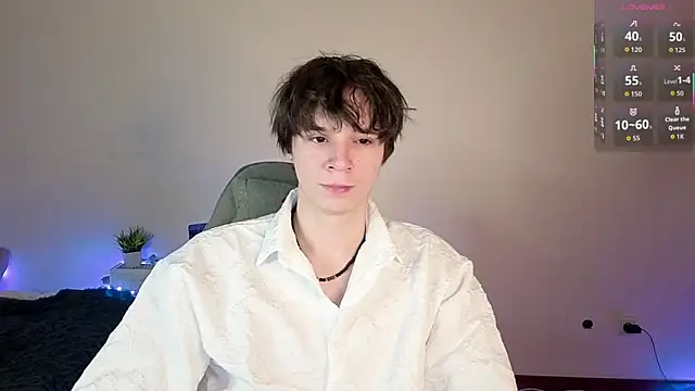 Snapshot of AnthonyCuutie chatting on 4, 6, 2026 AnthonyCuutie online show from 4, 6, 2026