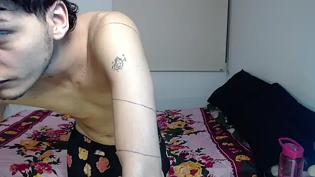 TayandSune online show from 8, 7, 2026