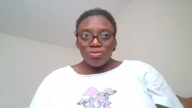 Snapshot of SexyGemBeauty chatting on 2, 6, 2026 SexyGemBeauty online show from 2, 6, 2026