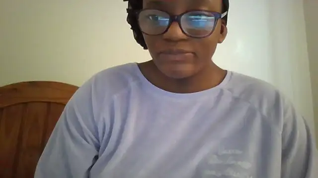 Snapshot of SexyGemBeauty chatting on 11, 4, 2026 SexyGemBeauty online show from 11, 4, 2026