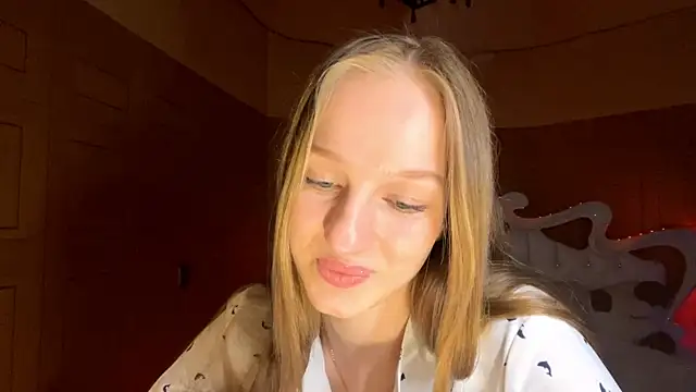 Anika Socutehe online show from 13, 4, 2026