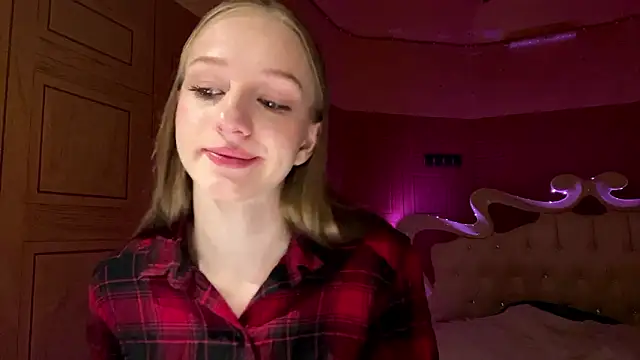 Anika Socutehe online show from 6, 3, 2026