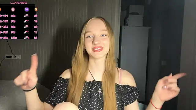 Snapshot of Anika_Socutehe chatting on 15, 5, 2026 Anika Socutehe online show from 15, 5, 2026