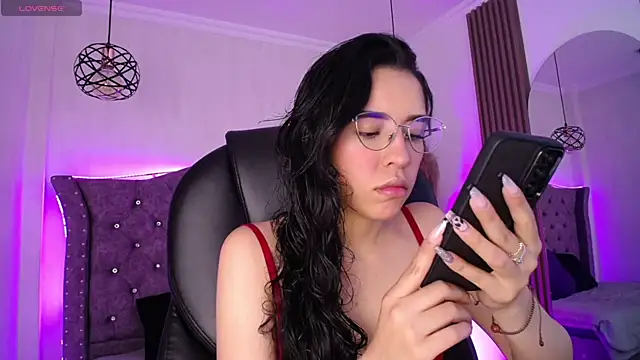 Snapshot of Amara_Davis1 chatting on 10, 5, 2026 Amara Davis1 online show from 10, 5, 2026