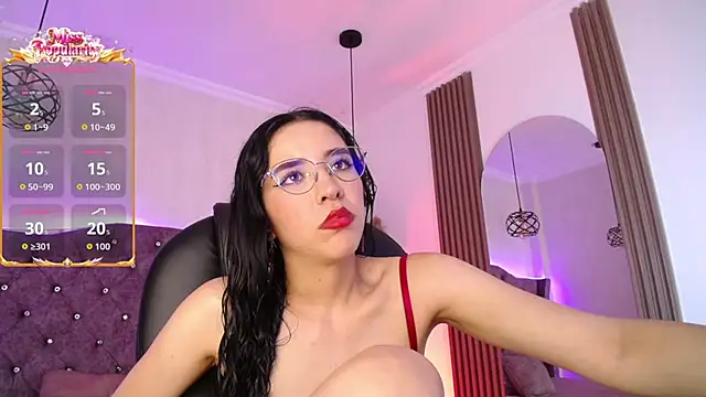 Snapshot of Amara_Davis1 chatting on 23, 4, 2026 Amara Davis1 online show from 23, 4, 2026