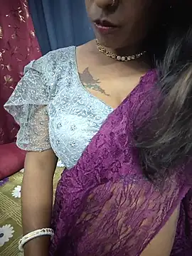 Tinaa baby online show from 4, 7, 2026