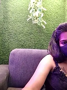 Tinaa baby online show from 4, 4, 2026