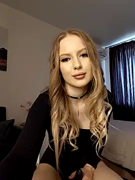 AlishaWey online show from 6, 3, 2026