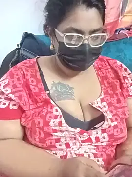 Snapshot of deepika-mallus chatting on 15, 6, 2026 deepika-mallus online show from 15, 6, 2026