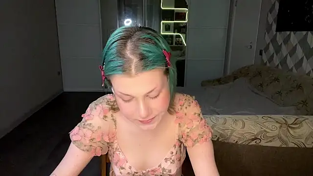 Snapshot of SalenaVeron chatting on 1, 3, 2026 SalenaVeron online show from 1, 3, 2026