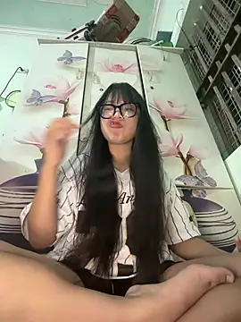 Leeeeiu online show from 19, 7, 2026
