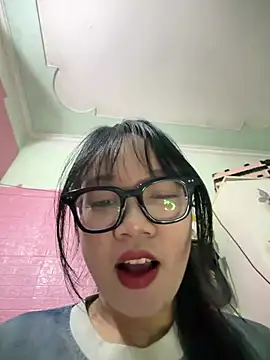 Leeeeiu online show from 30, 6, 2026