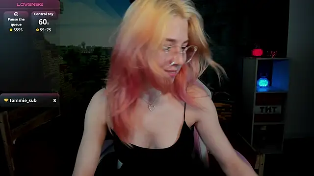 RosaFowler online show from 19, 4, 2026