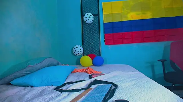 Hornyshow1 online show from 2, 6, 2026