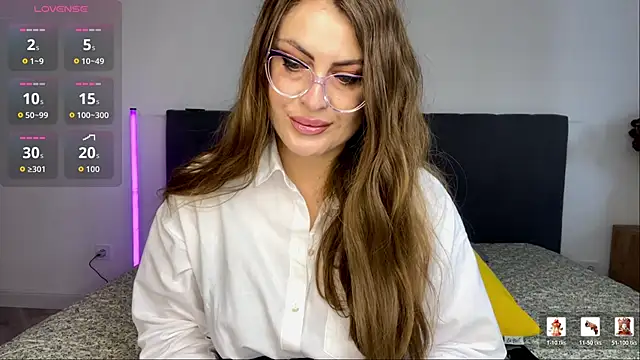 Snapshot of LucyWillow chatting on 29, 5, 2026 LucyWillow online show from 29, 5, 2026