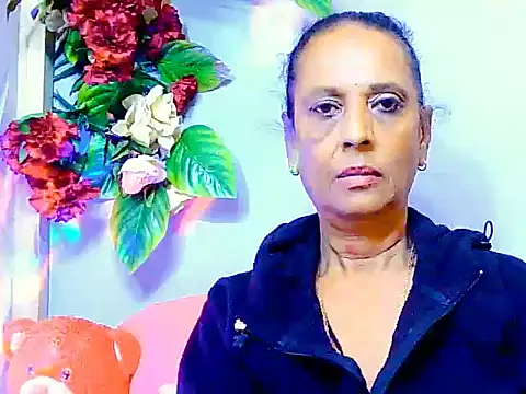 Hot queen58 online show from 6, 6, 2026