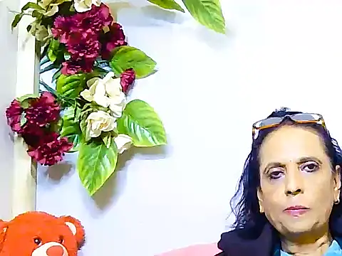 Hot queen58 online show from 2, 6, 2026