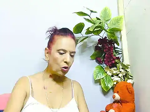 Snapshot of Hot_queen58 chatting on 19, 6, 2026 Hot queen58 online show from 19, 6, 2026