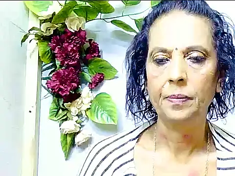 Snapshot of Hot_queen58 chatting on 11, 6, 2026 Hot queen58 online show from 11, 6, 2026