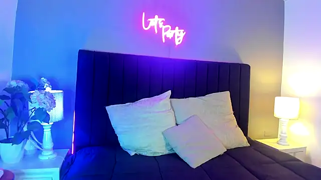 scarlett leex  online show from 7, 4, 2026