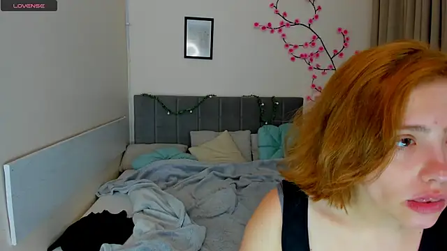 DellaRows online show from 12, 6, 2026
