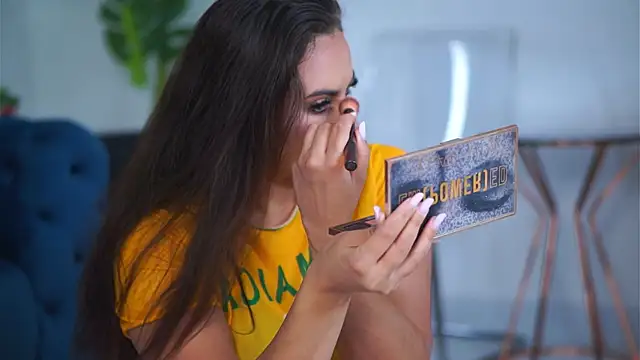 Ashlee Angel online show from 12, 4, 2026