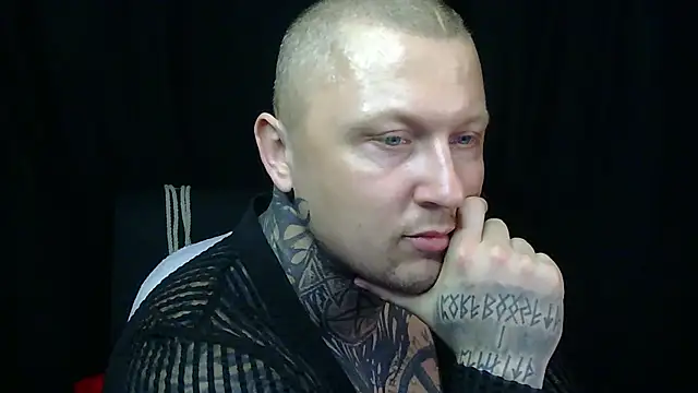 Snapshot of devilWithTats chatting on 31, 5, 2026 devilWithTats online show from 31, 5, 2026