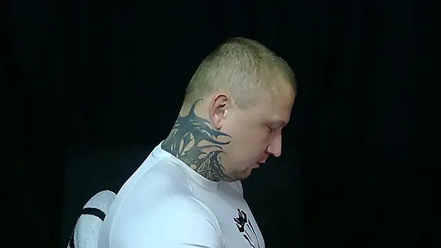 Snapshot of devilWithTats chatting on 26, 4, 2026 devilWithTats online show from 26, 4, 2026