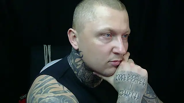 Snapshot of devilWithTats chatting on 1, 6, 2026 devilWithTats online show from 1, 6, 2026