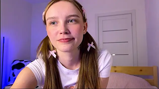 Lolatatee online show from 4, 3, 2026