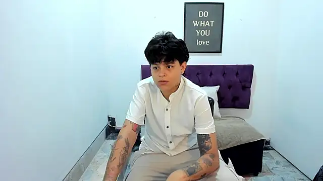 TomBoy Natali online show from 26, 4, 2026