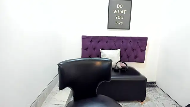 TomBoy Natali online show from 15, 5, 2026