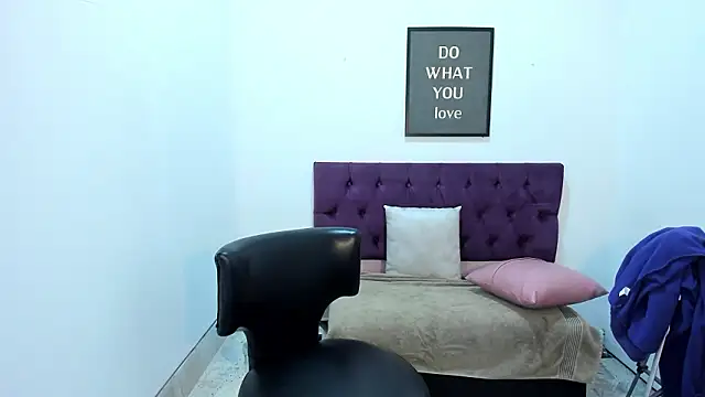 TomBoy Natali online show from 19, 3, 2026