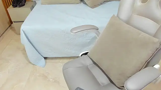 Hanna irfan online show from 5, 4, 2026