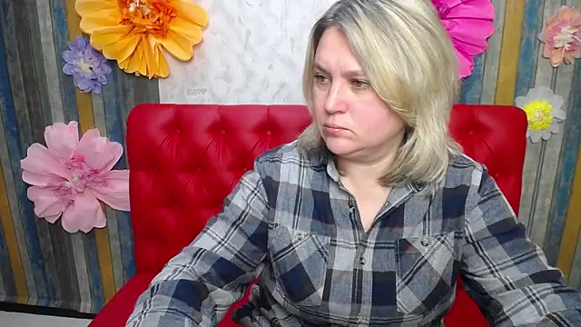 VickyRobins online show from 5, 3, 2026