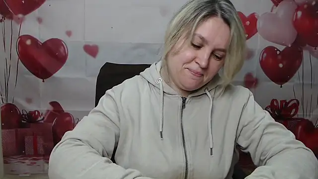 VickyRobins online show from 6, 3, 2026