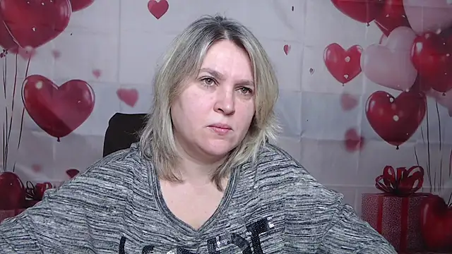 VickyRobins online show from 4, 3, 2026